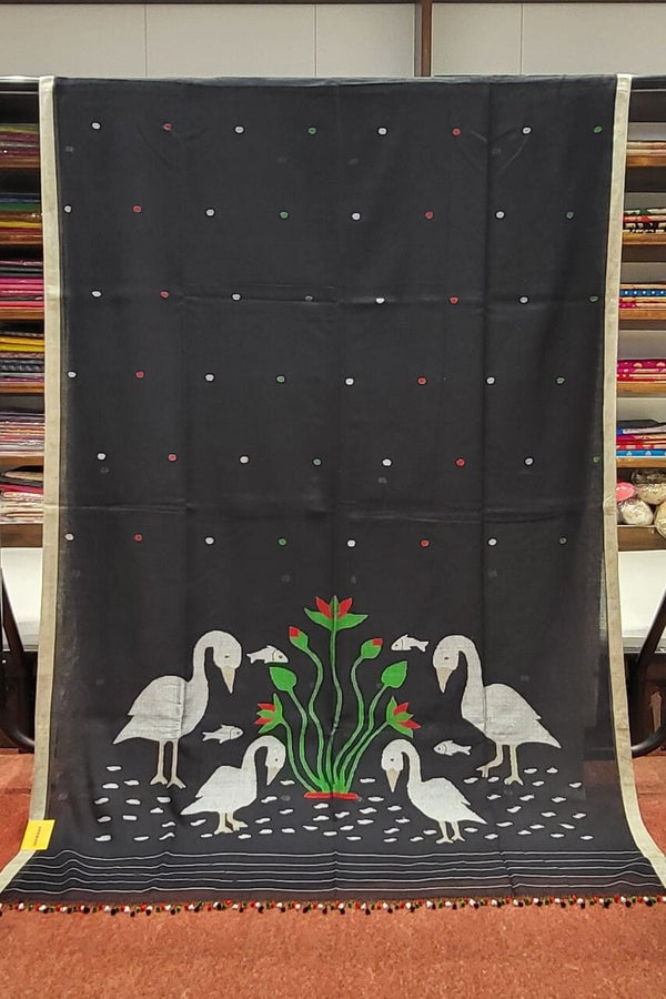 Bengal Cotton Saree With Embroidered Pallu