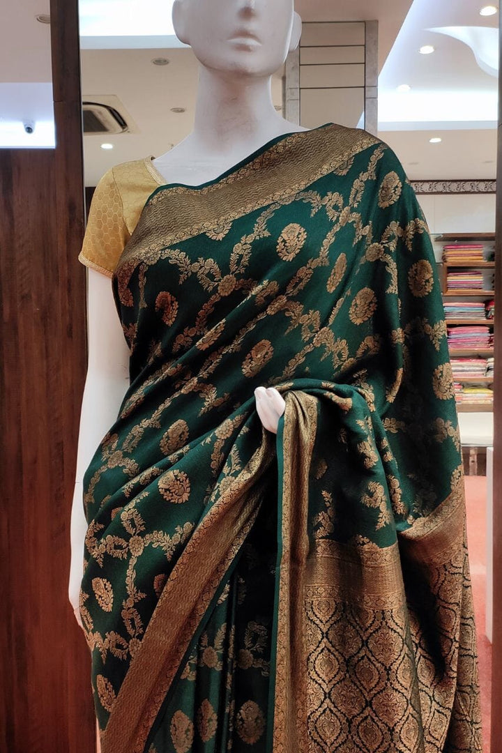 Crepe Khaddi Saree In Dark Green 