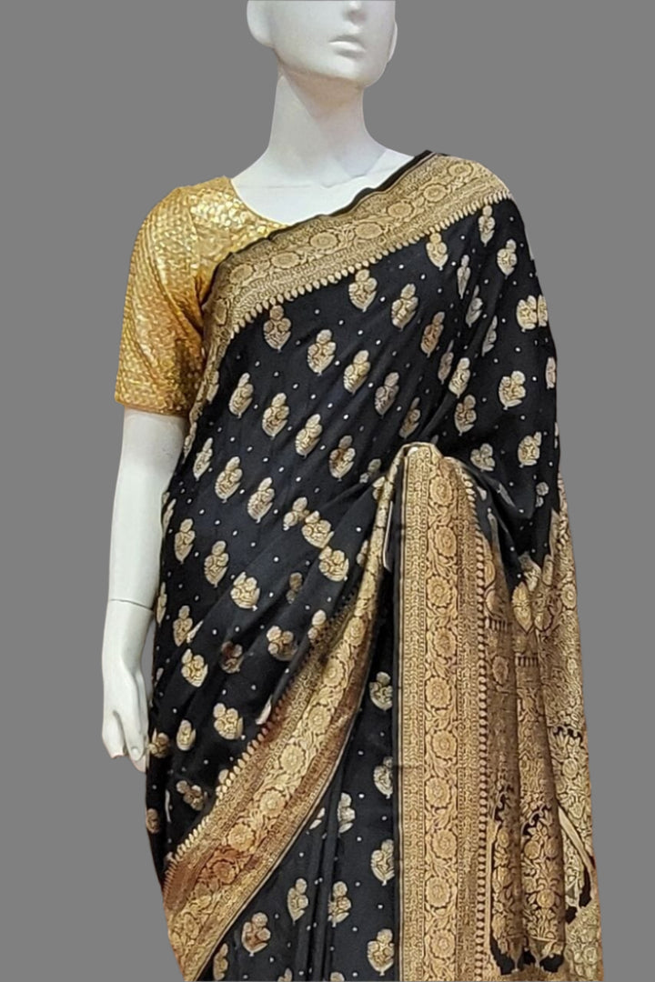 Wedding Party Saree in Crepe Khaddi