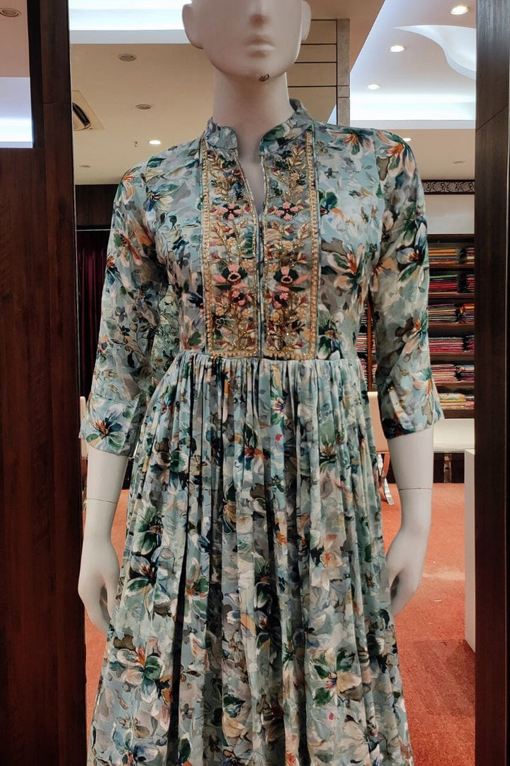  Gown In Silk With Dupatta