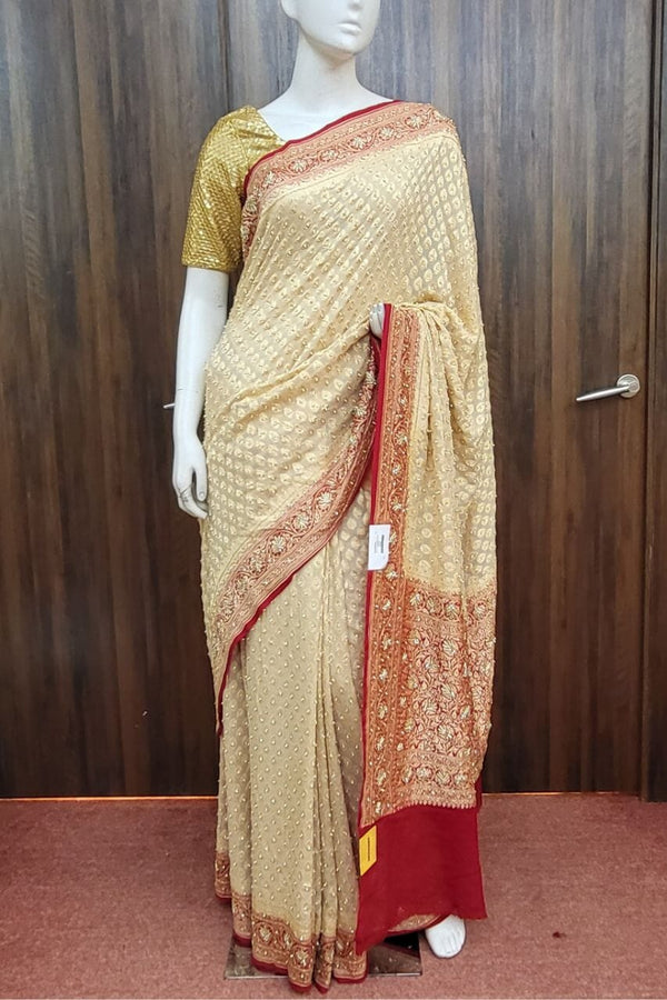 Khaddi Georgette Saree In Off-white