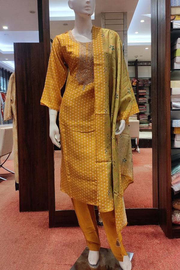Kurti Pant Set With Dupatta In Yellow