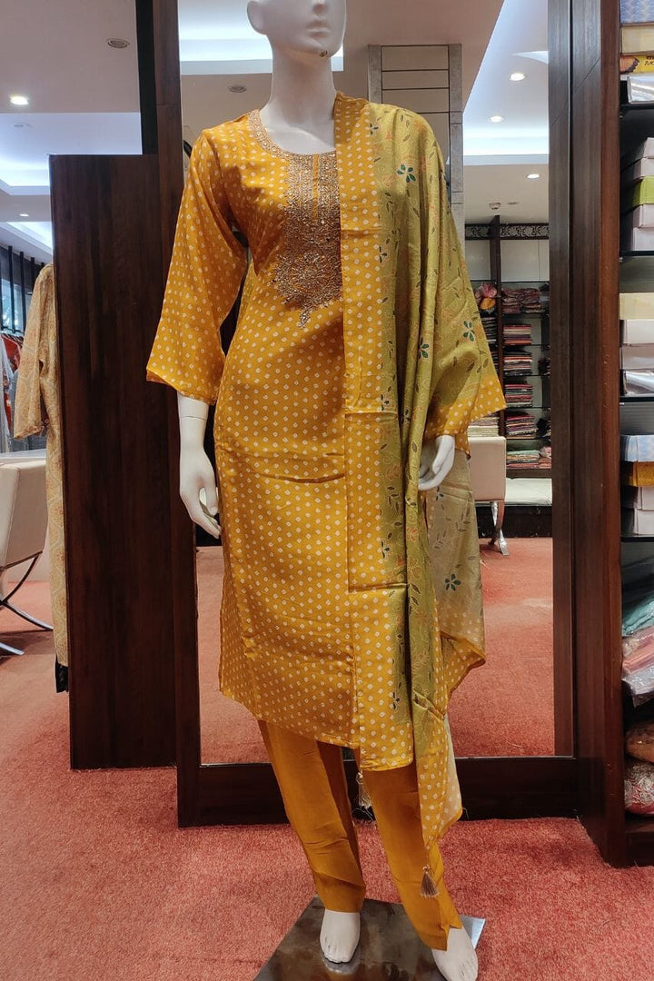 Kurti Pant Set With Dupatta In Yellow