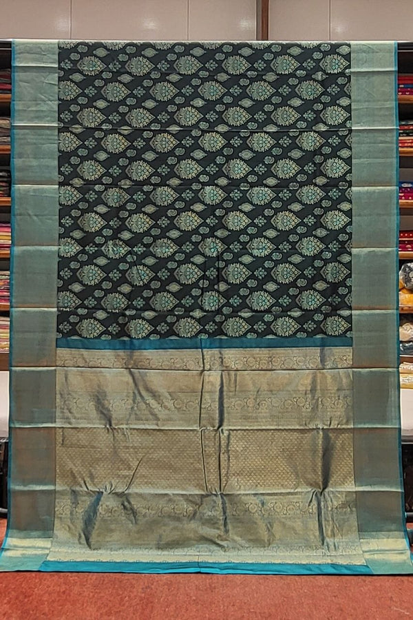 Ceremonial  Kanjivaram Silk Saree in Dual Shade