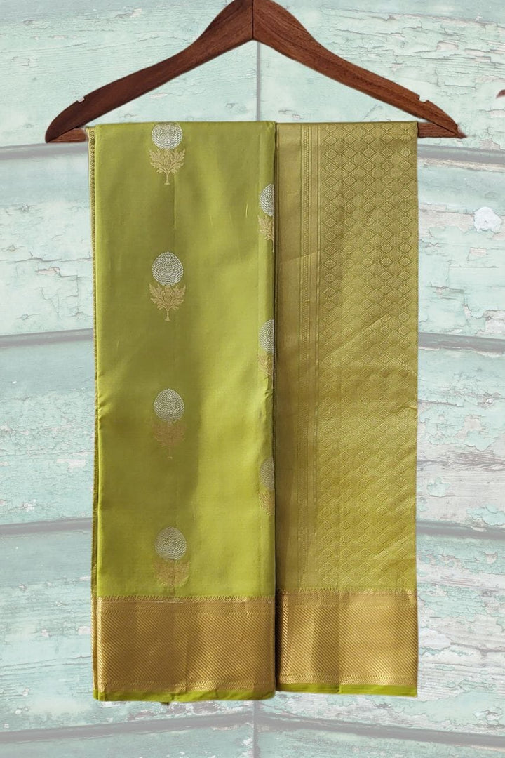 Green Kanjivaram Silk Saree With Golden Border