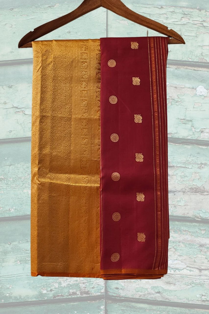 Coin Buti Kanjivaram Silk Saree with Contrast Pallu