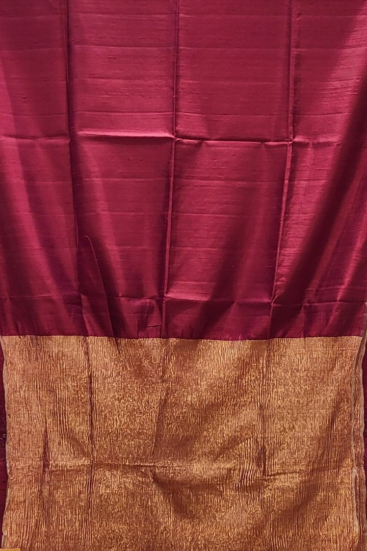 Matka Silk Saree With Crushed Pallu