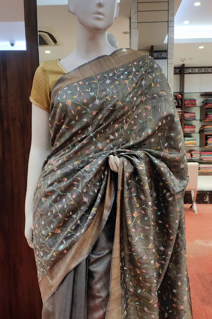 Pure Tussar Silk Saree In Grey 
