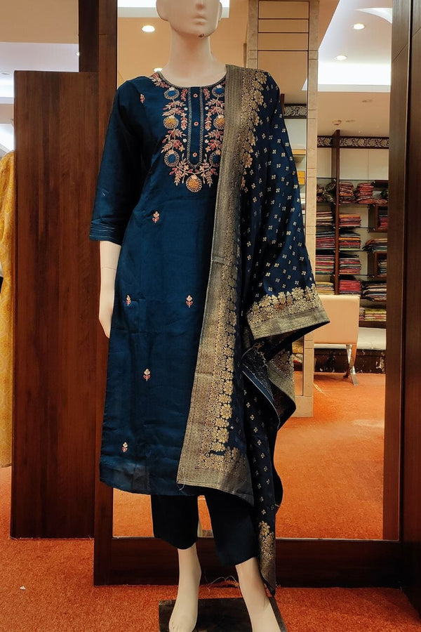 Ready-Made Salwar Suit Set In Blue Color