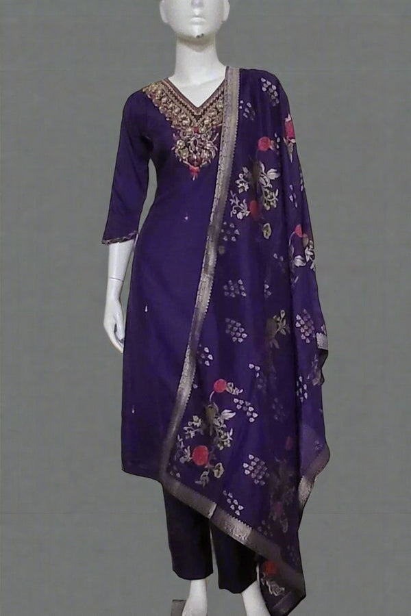 V Neck Salwar Suit for Festive Look