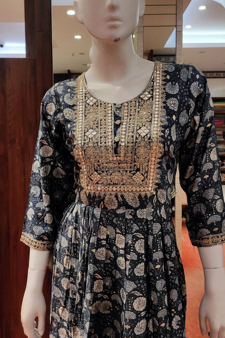 Salwar Suit In Naira-Cut Style