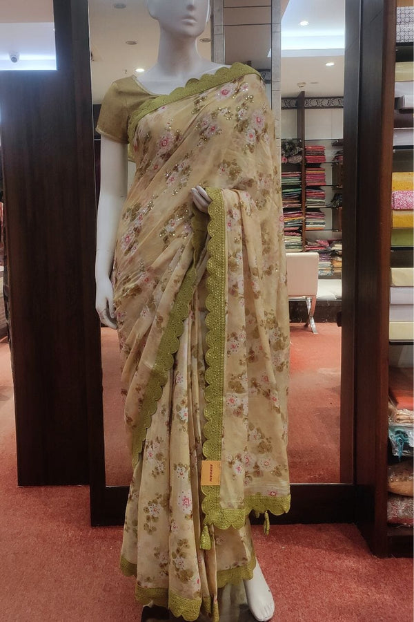 Soft Organza Saree With Floral Printed