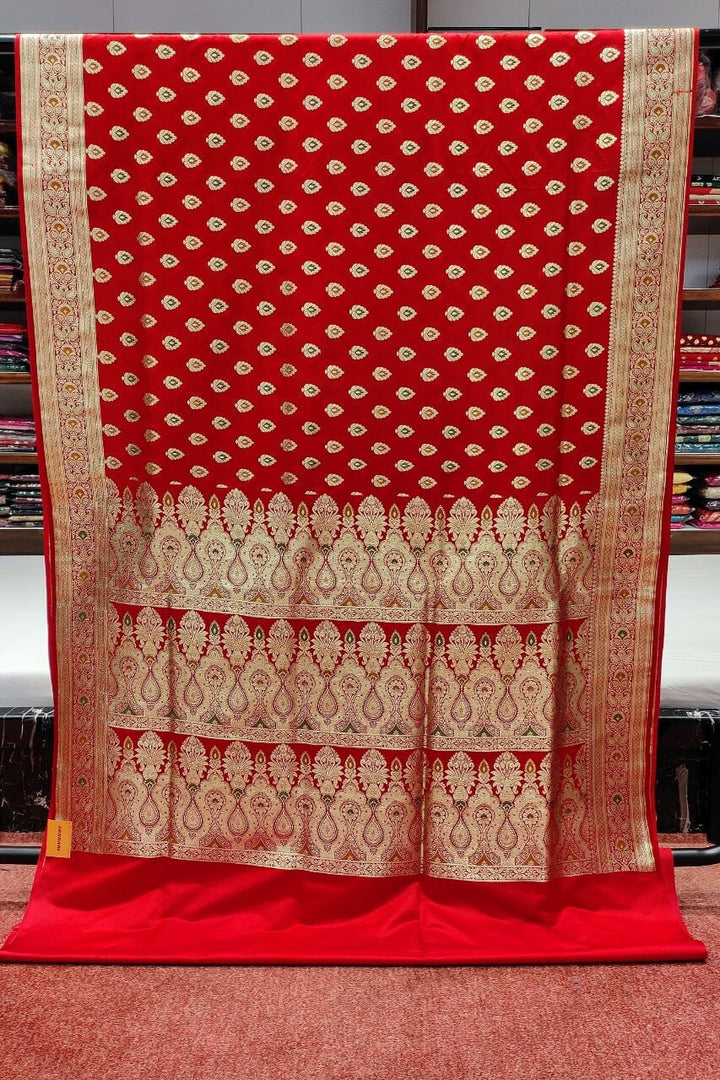Benarasi Silk Saree With Meenakari Booti