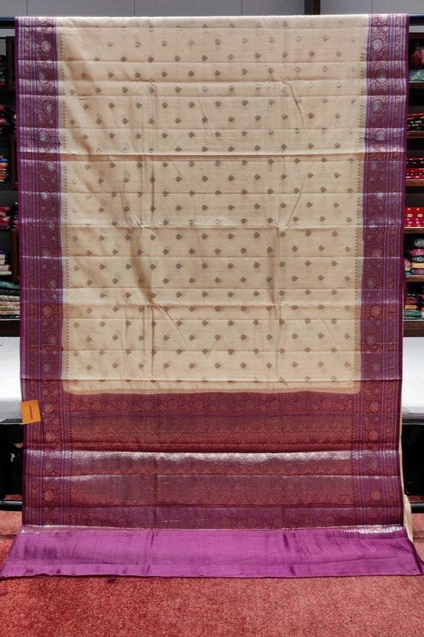 Chiniya Silk Saree With Contrast Border