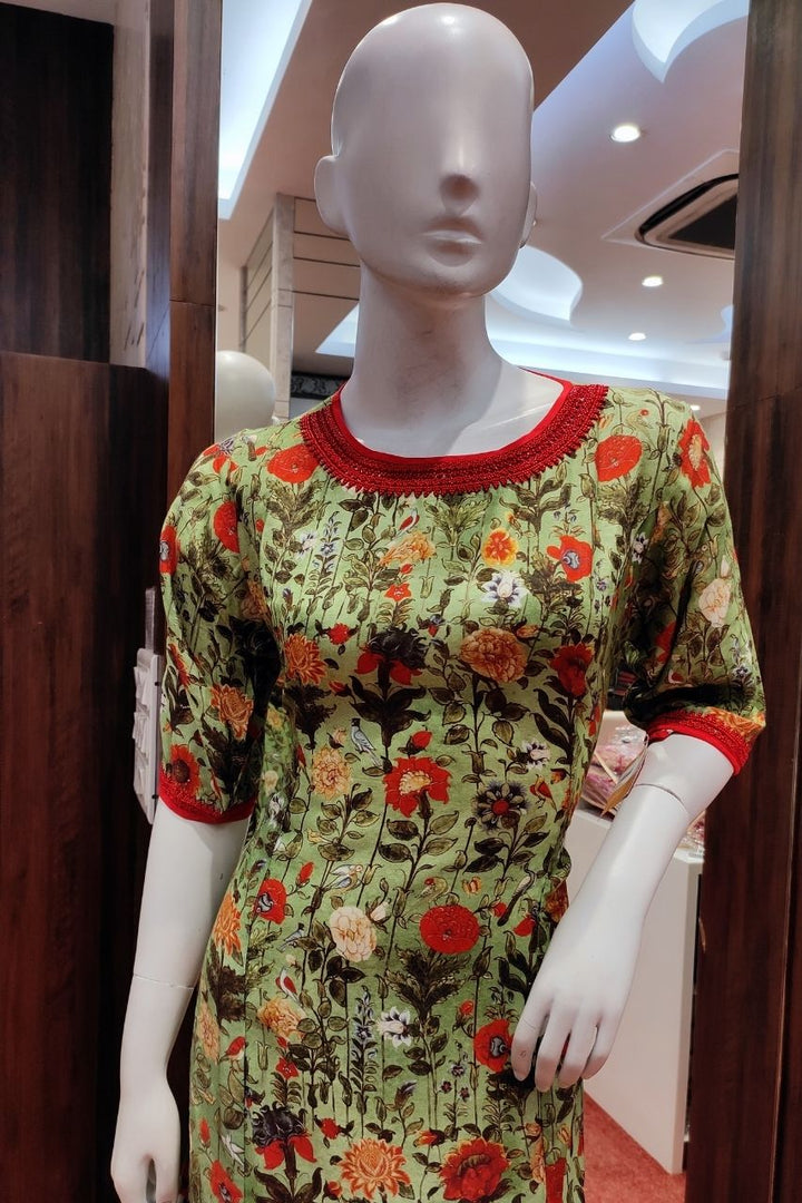 Designer Gown in Crepe Silk 