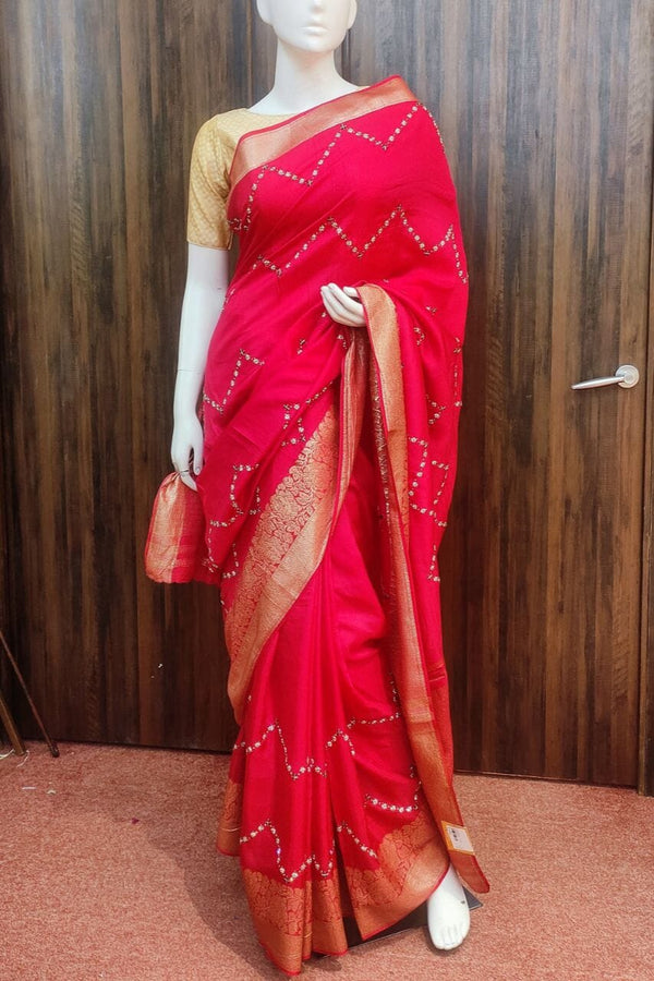 Dola Silk Saree With Zig-Zag Work