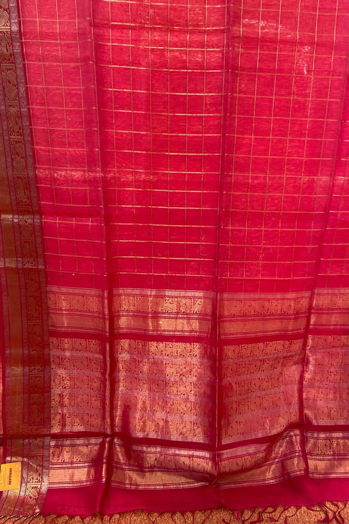 Linen Saree In Rani Colour