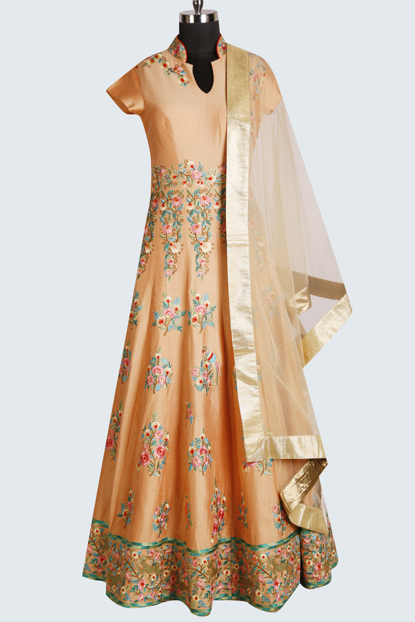 Long Suit In Peach Colour Silk - Sundari