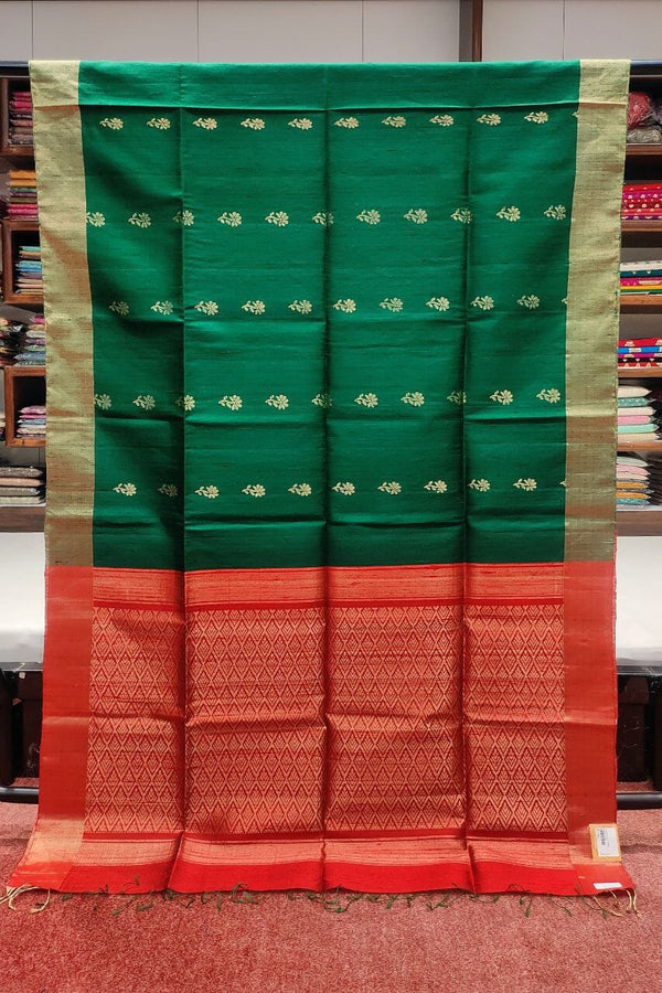 Matka Silk Saree With Floral Zari Weave
