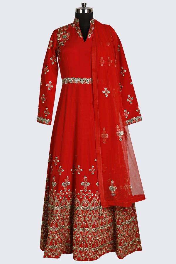 Pink Bridal Gown In Crepe Silk - Sundari