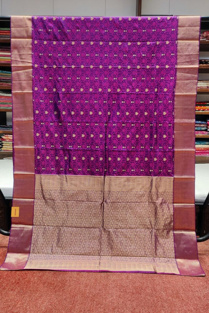Pure Kanjivaram Silk Saree With Resham Weaving