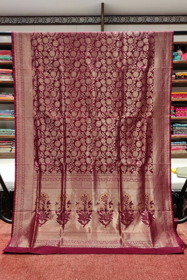 Saree For Bride's Maid In Maroon Color