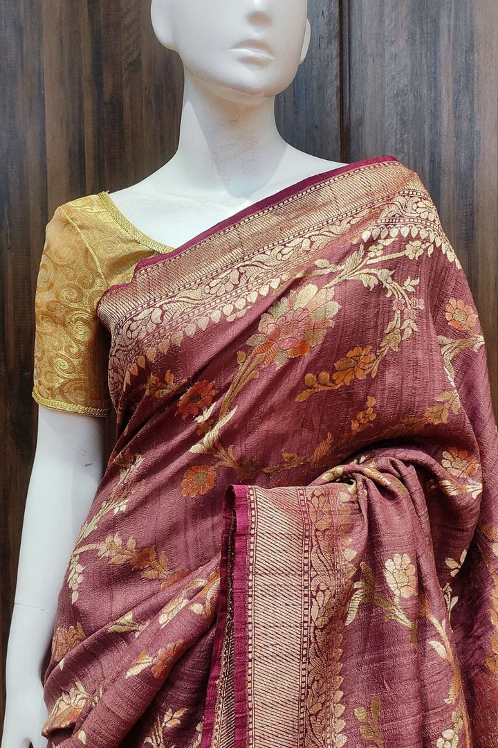 Tussar Silk Saree With Floral Zari 