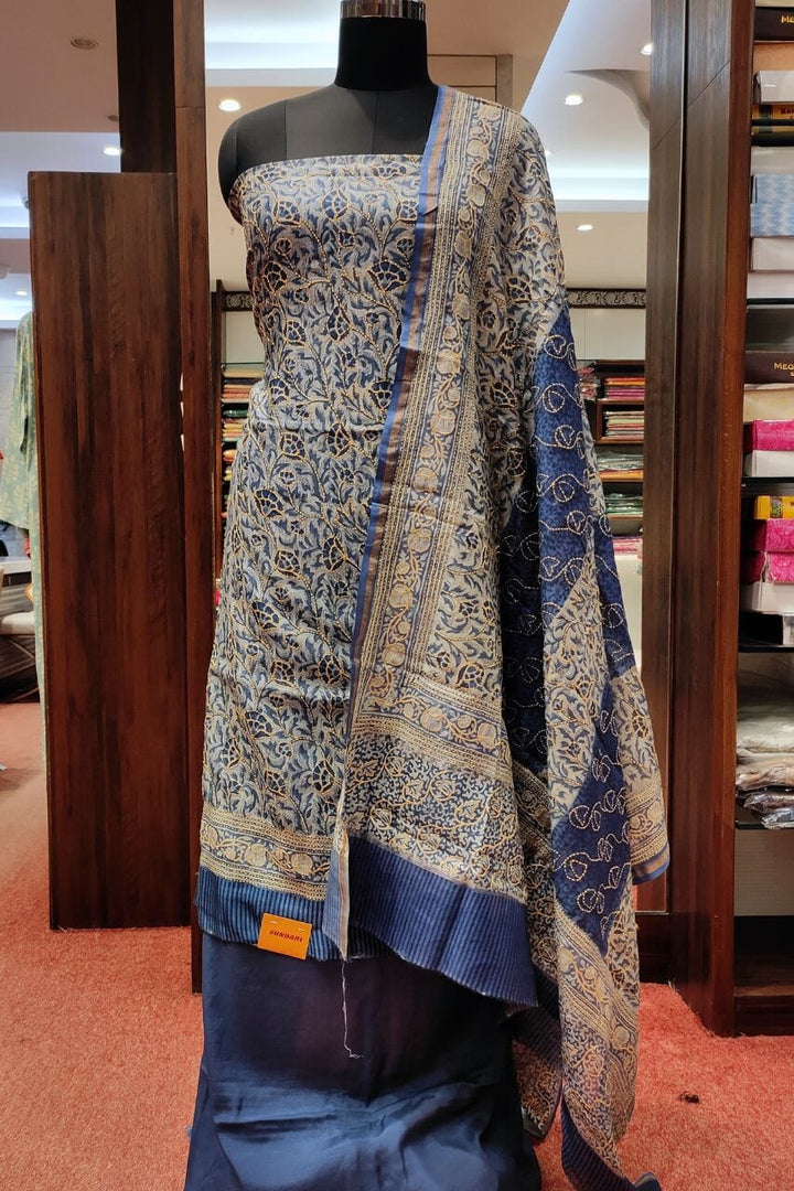 Unstitched Salwar Suit With Kantha Stitch Work