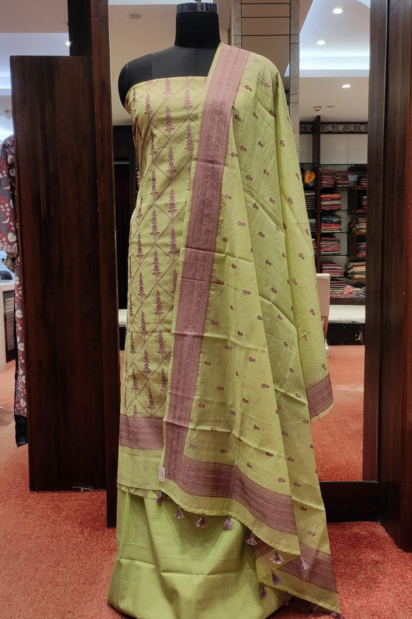 Unstitched Suit Material With Thread Work